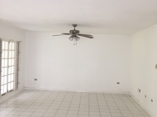 LADY MUSGRAVE ROAD, Kingston / St. Andrew, Jamaica - Townhouse for Lease/rental